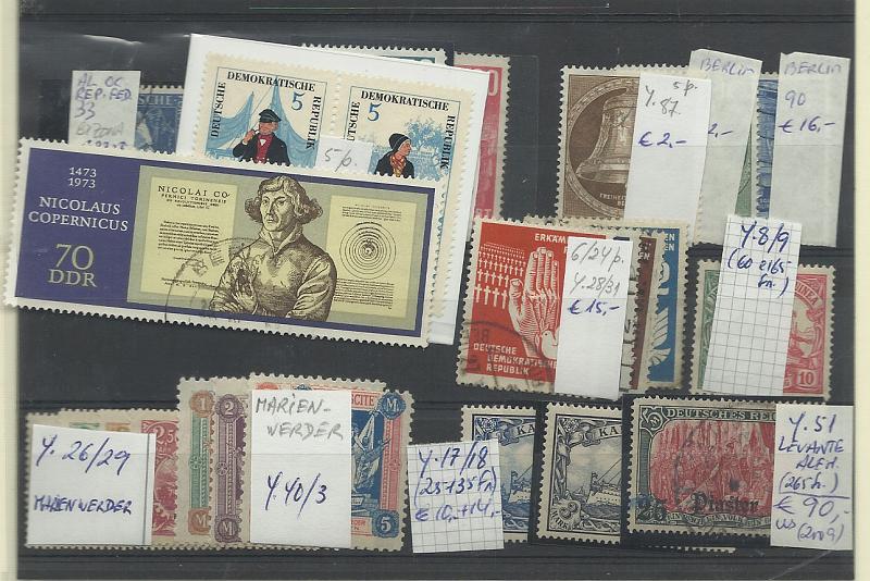 2408.jpg -     Lote:    2408      Lotes pelo Correio              Descrição:         Alemanha Ocidental, oriental e colónias. Lote com 26 selos, novos e usados, com valor aproximado de catálogo &euro; 250,00.        Lote       Valor Base:     &euro; 10,00     Valor Venda:     &euro; 16,00       