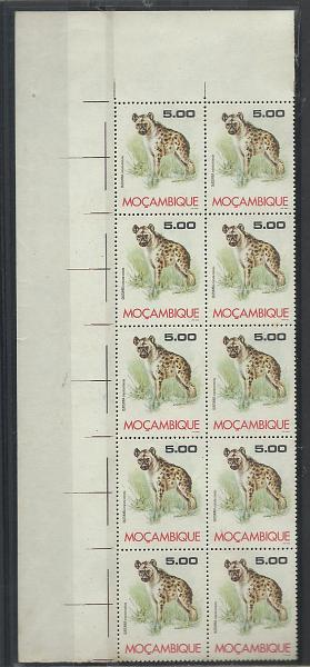 2480.jpg -     Lote:    2480      Lotes pelo Correio              Descrição:         Moçambique * Palops. 1976 &mdash; Fauna de Moçambique. AR51, 5$00. Bloco de 10 selos, com falta de impressão da legenda "LITO EMOL".        ***       Valor Base:     &euro; 25,00     Valor Venda:     Retirado     