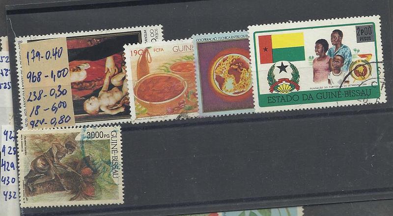 2604.jpg -     Lote:    2604      Lotes pelo Correio              Descrição:         Palops. Cabo Verde, Guiné, Angola, S. Tomé e Moçambique. Lote com centenas de selos, novos, em séries. Lote a ver.        Lote       Valor Base:     &euro; 25,00     Valor Venda:     &euro; 32,00       