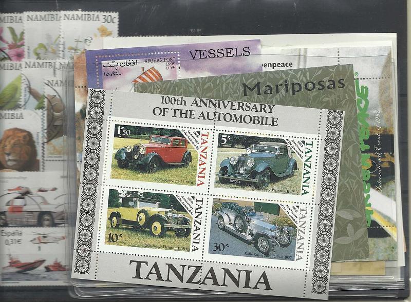 2618.jpg -     Lote:    2618      Lotes pelo Correio              Descrição:         Estrangeiro &mdash; Lote com dezenas de selos e blocos de diversos países. Lote a ver.        Lote       Valor Base:     &euro; 10,00     Valor Venda:     Retirado     