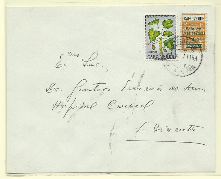 0324.jpg -     Lote:    324            Cabo Verde       Descrição:         1967/68 &mdash; Motivos de Cabo Verde + Imposto Postal * Selos Fiscais de "Especialidades Farmacêuticas", com sobretaxa. Sobrescrito circulado em S. Vicente (01.06.67) com selos de 1$00 CE330 + selo de $50 s/ $02 CE IP15.         Carta       Valor Base:     &euro; 22,00     Valor Venda:     &euro;      