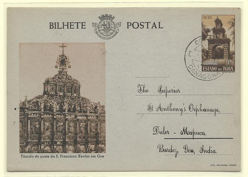 0555.jpg -     Lote:    555            Índia       Descrição:         1946 &mdash; Motivos Históricos. OM41, 9 reis, castanho-laranja. Motivo: Túmulo de prata de S. Francisco Xavier em Goa; cor sépia, cartolina cinzenta. Circulado de Canacona para Mapuça. Repicado e pré-endereçado. Carimbo batido a preto de "CANACONA".         IC       Valor Base:     &euro; 15,00     Valor Venda:     &euro;      