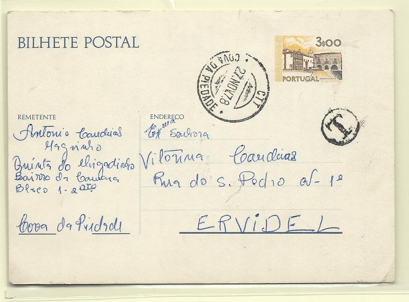 0610.jpg -     Lote:    610            Portugal       Descrição:         Porteado. Lote composto por dois inteiros postais + dois postais ilustrados com marcas de porteado "T" batidas a preto, mas sem selos de porteado. Lote a ver.         Lote       Valor Base:     &euro; 5,00     Valor Venda:     &euro;      