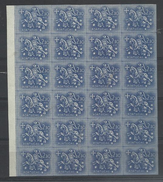 0912.jpg -     Lote:    912            Portugal       Descrição:         1953 &mdash; Cavaleiro Medieval. CE772, 2.30E. Bloco com 24 provas não denteadas, bordo de folha, nas cores aprovadas (azul escuro s/ azul claro). MB e MR.         PRV       Valor Base:     &euro; 200,00     Valor Venda:     &euro;      