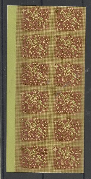 0914.jpg -     Lote:    914            Portugal       Descrição:         1953 &mdash; Cavaleiro Medieval. CE776, 20E. Bloco com 12 provas não denteadas, bordo de folha, nas cores aprovadas (bistre s/ verde amarelo). MB e MR.         PRV       Valor Base:     &euro; 80,00     Valor Venda:     &euro;      