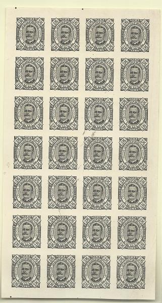 0953.jpg -     Lote:    953            Índia       Descrição:         1895/96 &mdash; D. Carlos I, tipo Diogo Neto. CE139, 1 &frac12; reis preto. Folha completa com 28 provas, na cor aprovada, não denteadas, em papel liso médio calandrado. MB e MR.         PRV       Valor Base:     &euro; 500,00     Valor Venda:     &euro;      