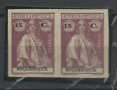 0958.jpg -     Lote:    958            Moçambique       Descrição:         1914 &mdash; Ceres. CE163, 15c. Par horizontal de provas não denteadas, na cor aprovada.         PRV       Valor Base:     &euro; 8,00     Valor Venda:     &euro;      