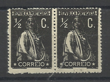 1188.jpg -     Lote:    1188            Portugal       Descrição:         1912 &mdash; Ceres. CE207, &frac12; c preto. Par horizontal, denteado 15x14, em cartolina. Valor de catálogo &euro; 160,00.         ***       Valor Base:     &euro; 20,00     Valor Venda:     &euro;      