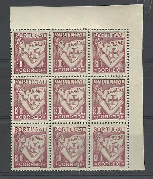 1267.jpg -     Lote:    1267            Portugal       Descrição:         1931 &mdash; Lusíadas. CE525, 1$00 lilás vermelho. Bloco de 9 selos, canto de folha. Valor de catálogo &euro; 972,00. Maior bloco conhecido.         ***       Valor Base:     &euro; 300,00     Valor Venda:     &euro;      