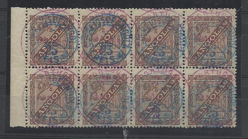 1361.jpg -     Lote:    1361            Angola       Descrição:         1894 &mdash; Selos de 2 &frac12; reis da emissão de D. Carlos I, com sobretaxa. CE37, 25 s/ 2 &frac12; reis castanho, denteado 13 &frac12;. Bloco de 8 selos. Valor de catálogo &euro; 760,00.         O       Valor Base:     &euro; 35,00     Valor Venda:     &euro;      