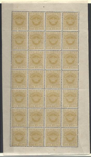 1522.jpg -     Lote:    1522            Moçambique       Descrição:         1876 &mdash; Tipo Coroa. CE3, 20 reis bistre, denteado 12 &frac12;. Folha completa com 28 selos. Valor de catálogo &euro; 70,00.         *       Valor Base:     &euro; 10,00     Valor Venda:     &euro;      