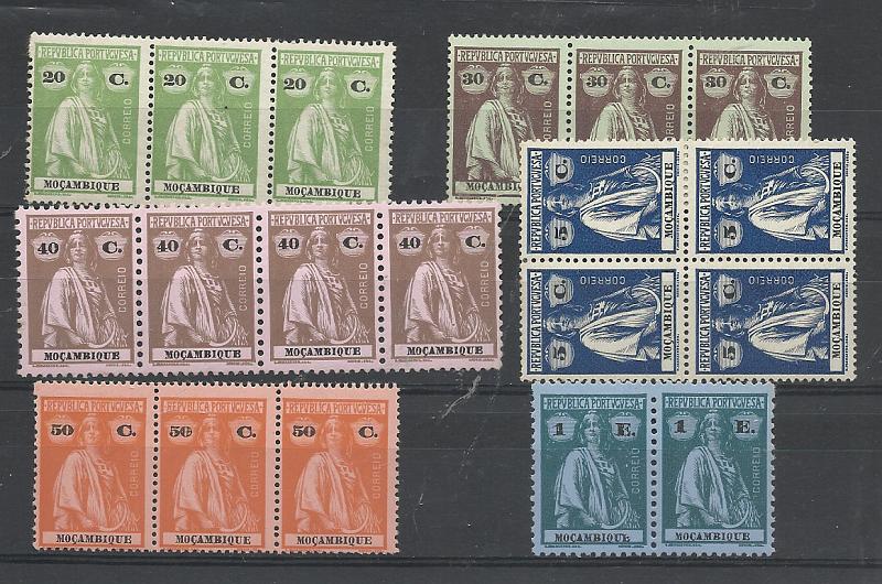 1528.jpg -     Lote:    1528            Moçambique       Descrição:         1914 &mdash; Moçambique. CE159, 164/68. Lote composto por quadra de 5c dent. 15x14 + tiras de 3 selos de 20c e 30c CE164/65 dent 15x14 + tira de 4 selos de 40c dent. 12x11 &frac12; + tira de 3 selos de 50c CE167 e par de 1E, denteado 12x11 &frac12;. Valor de catálogo &euro; 104,80.         ***       Valor Base:     &euro; 20,00     Valor Venda:     &euro;      