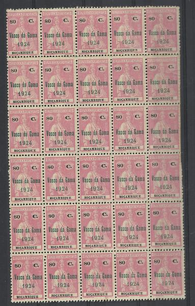 1531.jpg -     Lote:    1531            Moçambique       Descrição:         1924 &mdash; Tipo Ceres, com sobrecarga "VASCO DA GAMA / 1924". CE248, 80c carmim rosa. Bloco 30 selos. Valor de catálogo &euro; 108,00.         ***       Valor Base:     &euro; 20,00     Valor Venda:     &euro;      