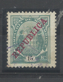 1556.jpg -     Lote:    1556            Companhia de Moçambique       Descrição:         1911 &mdash; Tipo "Elefantes", com sobrecarga REPUBLICA da Casa da Moeda. CE80, 15 reis verde escuro. Selo com as duas variedades: "1" ponta curta e "5" bandeira curta.         O       Valor Base:     &euro; 8,00     Valor Venda:     &euro;      