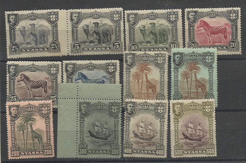 1560.jpg -     Lote:    1560            Companhia do Niassa       Descrição:         1911 &mdash; D. Manuel II. Motivos diversos. CE52/63. Série completa sem impressão da sobrecarga REPUBLICA. Selo de 500 reis sem goma. Valor de catálogo &euro; 220,00.         ***/*       Valor Base:     &euro; 45,00     Valor Venda:     &euro;      