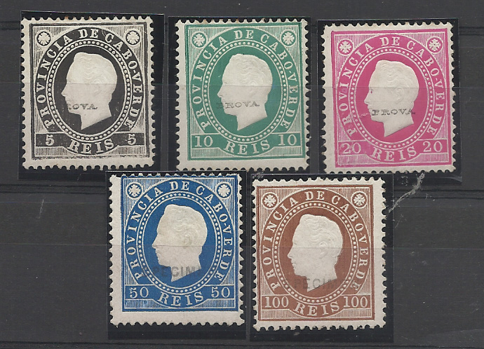 1968.jpg -     Lote:    1968            Cabo Verde       Descrição:         Reimpressões de 1905 * 1886 &mdash; D. Luís, fita direita. CE15, 16, 17, 20 e 21. Selos originais distribuídos com as reimpressões. Os três primeiros com sobrecarga "PROVA" e os dois últimos com sobrecarga "SPECIMEN" batidas a preto horizontalmente.         R**       Valor Base:     &euro; 75,00     Valor Venda:     &euro;      
