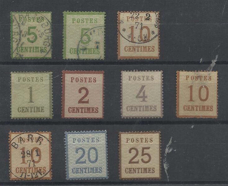 1982.jpg -     Lote:    1982                   Descrição:         França * Alsácia &mdash; Lorena * Ocupação Militar. Conjunto de 10 selos sendo 8 originais, novos e usados, e vários assinados no verso e 2 reimpressões de 20 e 25 ctm: Yv1 (oxido e transparência), Yv2 (sem goma); Yv3 (***); Yv4 (#2 usados em tons diferentes); Yv5 (#3, um novo com defeito e 2 usados, um deles com burilagem invertida). Selos com defeitos não considerados no valor. Valor de catálogo &euro; 515,00.         Lote       Valor Base:     &euro; 35,00     Valor Venda:     &euro;      
