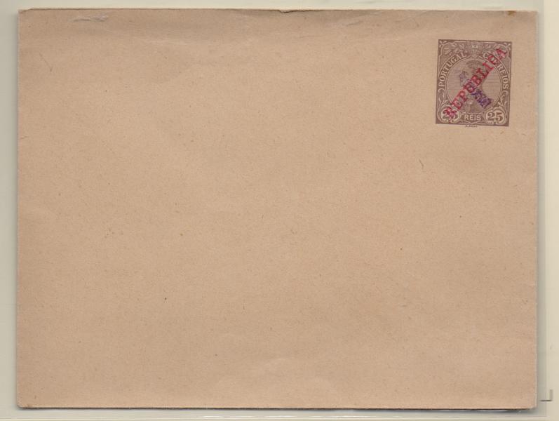 0399.jpg -     Lote:    399            Portugal       Descrição:         1910 &mdash; D. Manuel II, com sobrecarga REPUBLICA. Sobrescritos. OM9, 25 reis castanho-escuro. Inteiro com sobrecarga a violeta "ULTRAMAR". Exemplar distribuído pela Secretaria Geral de Berna às administrações postais.         IN       Valor Base:     &euro; 20,00     Valor Venda:     &euro; 20,00       