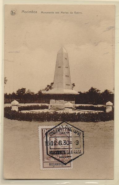 0516.jpg -     Lote:    516                   Descrição:         Mocimboa da Praia. Postal ilustrado de Mocimboa (Monumento aos Mortos da Guerra), com selo do imposto postal, obliterado com carimbo de "MOCIMBOA DA PRAIA".         PI       Valor Base:     &euro; 15,00     Valor Venda:     Retirado     