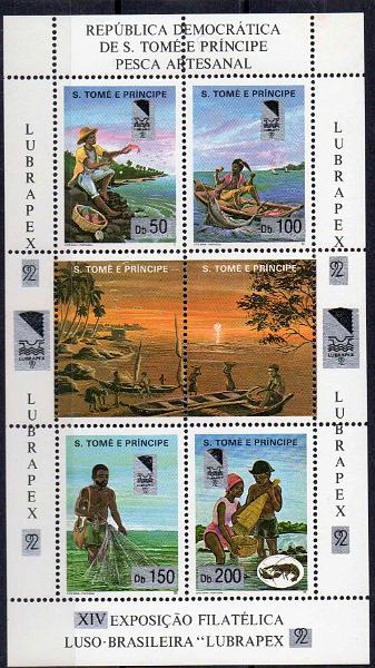 1669.jpg -     Lote:    1669                   Descrição:         S. Tomé e Príncipe * Palops &mdash; 1992 &mdash; XIV Exposição Filatélica Luso Brasileira "LUBRAPEX". Folha com série, com sobrecarga em prateado nas taxas. Variedade não catalogada pelo catálogo de António Romão.        BLC***       Valor Base:     &euro; 15,00     Valor Venda:     &euro; 20,00     