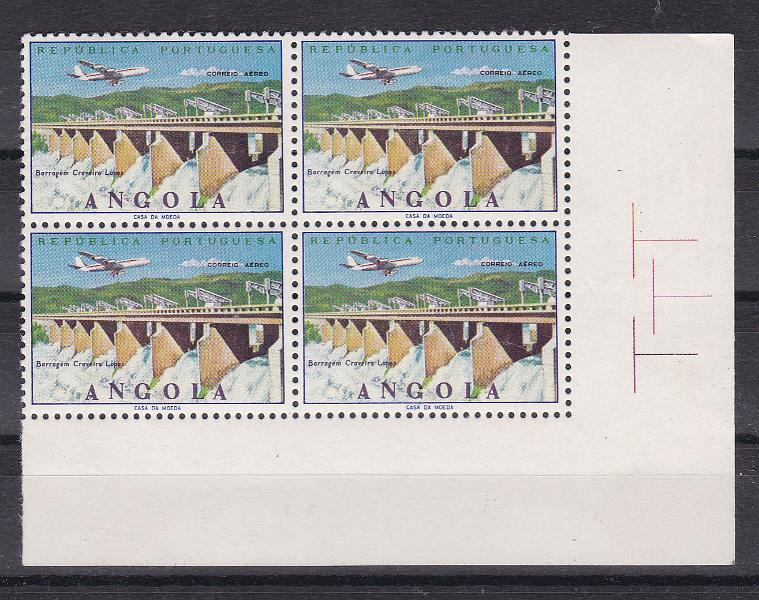 0690.jpg -     Lote:    690            Angola       Descrição:         1965 &mdash; Correio Aéreo. Empreendimentos de Angola. CE CA25, 4$50. Quadra sem impressão da cor vermelha. MB e MR. Erro NÃO CATALOGADO.        ***       Valor Base:     &euro; 40,00     Valor Venda:     &euro; 80,00       