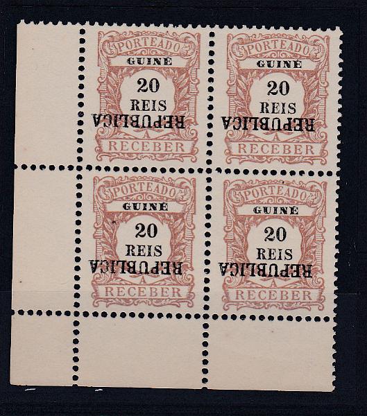 0696.jpg -     Lote:    696            Guiné       Descrição:         1919 &mdash; Porteado. Emissão regular, com sobrecarga REPUBLICA, tipografada localmente. CE POR22, 20 reis. Quadra com a sobrecarga invertida.        *       Valor Base:     &euro; 30,00     Valor Venda:     Retirado     