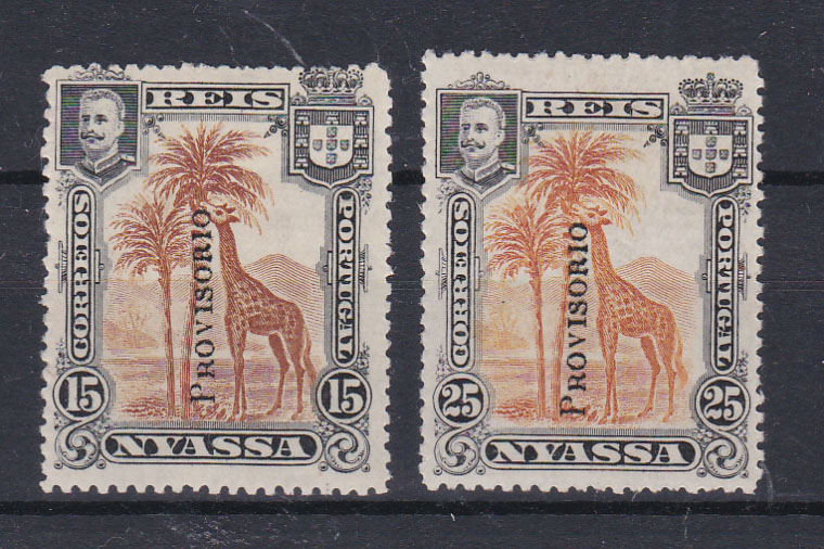 0734.jpg -     Lote:    734            Companhia do Niassa       Descrição:         1903 &mdash; D. Carlos I. Selos de 1901, com sobrecarga "PROVISORIO", tipografada localmente. CE48/49. Série completa de selos com a sobrecarga FALSA.        **       Valor Base:     &euro; 20,00     Valor Venda:     &euro; 22,00       