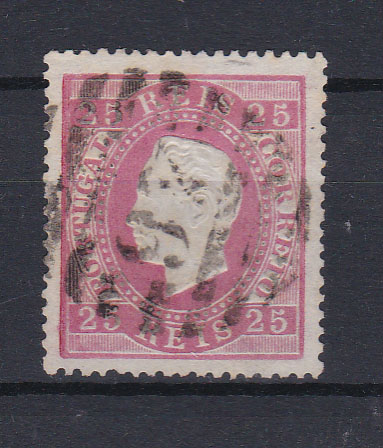0796.jpg -     Lote:    796            Portugal       Descrição:         1870/76 &mdash; D. Luís I. Fita direita. CE40, 25 reis, denteado 14, papel liso. Valor de catálogo &euro; 60,00.        *       Valor Base:     &euro; 10,00     Valor Venda:     Retirado     