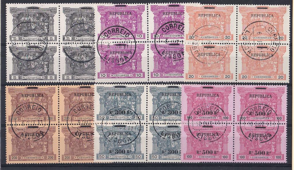 0863.jpg -     Lote:    863            Portugal       Descrição:         1911 &mdash; 4.º Centenário do Descobrimento do Caminho Marítimo para a Índia, com sobrecarga REPUBLICA sobre selos de Porteado do Continente. CE 182/197. Série completa em quadras. Valor de catálogo &euro; 1.040,00.        O       Valor Base:     &euro; 150,00     Valor Venda:     Retirado     