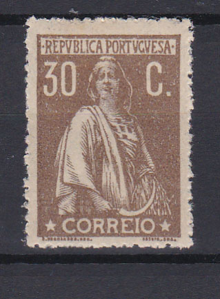0881.jpg -     Lote:    881            Portugal       Descrição:         1920/22 &mdash; Ceres. Novas taxas e cores. CE 236, 30c castanho-amarelo, em papel liso, denteado 15x14. Valor de catálogo &euro; 255,00.        **       Valor Base:     &euro; 30,00     Valor Venda:     Retirado     