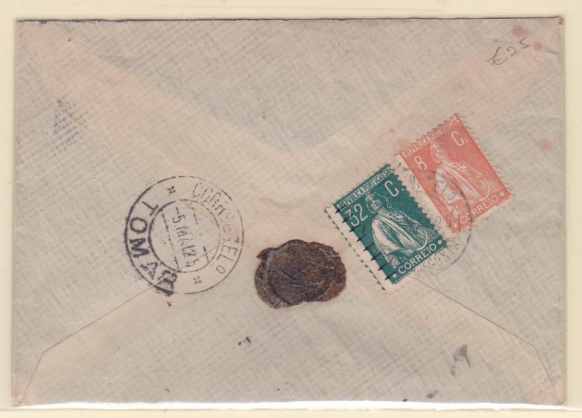 0894.jpg -     Lote:    894            Portugal       Descrição:         1924/26 &mdash; Ceres. Sobrescrito circulado de Parada de Gonta (04.05.25) para Tomar, com selo de 8C CE278 e selo de 32C CE282 com o denteado deslocado.        Carta       Valor Base:     &euro; 25,00     Valor Venda:     Retirado     