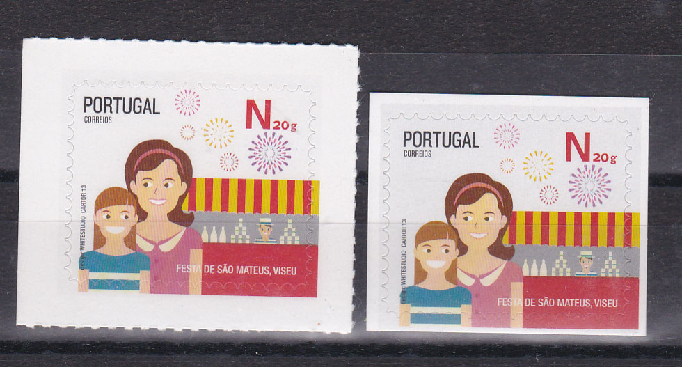 0936.jpg -     Lote:    936            Portugal       Descrição:         2013 &mdash; Festas Tradicionais Portuguesas (selos AA - 3º Grupo). CE4359, N20g. Variedade apresentando o selo margens maiores e o fundo em cinzento claro em vez de cinzento escuro. Este selo provém de uma nova emissão de desdobrável, realizado com o tamanho das emissões de 2014 e seguintes. Acompanha selo da 1ª emissão proveniente de um desdobrável de tamanho pequeno. Variedade não catalogada.         ***       Valor Base:     &euro; 30,00     Valor Venda:     Retirado     