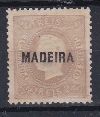 1000.jpg -     Lote:    1000            Madeira       Descrição:         1868/70 &mdash; D. Luís I. Fita curva, denteados. CE13, 240 reis violeta claro. Selo com goma não original e ligeiríssima transparência, quase imperceptível. Valor de catálogo &euro; 880,00.        (*)       Valor Base:     &euro; 85,00     Valor Venda:     Retirado     