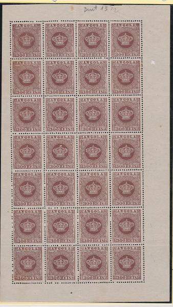 1017.jpg -     Lote:    1017            Angola       Descrição:         1870/77 &mdash; Tipo Coroa. CE9, 300 reis, denteado 13 &frac12;, papel médio. Folha completa com 28 selos. Valor de catálogo &euro; 280,00.        *       Valor Base:     &euro; 40,00     Valor Venda:     Retirado     