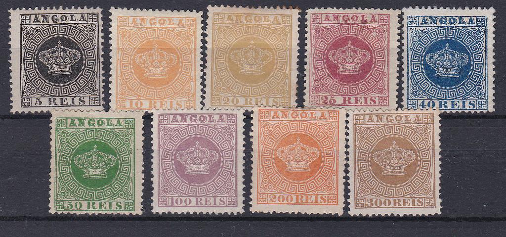 1018.jpg -     Lote:    1018            Angola       Descrição:         1870/77 &mdash; Tipo Coroa. CE 1/9. Série completa em denteado 12 &frac12;, papel fino a médio. Selos com goma não original ou sem goma. Valor de catálogo &euro; 692,50. Lote a ver.        (*)       Valor Base:     &euro; 90,00     Valor Venda:     Retirado     
