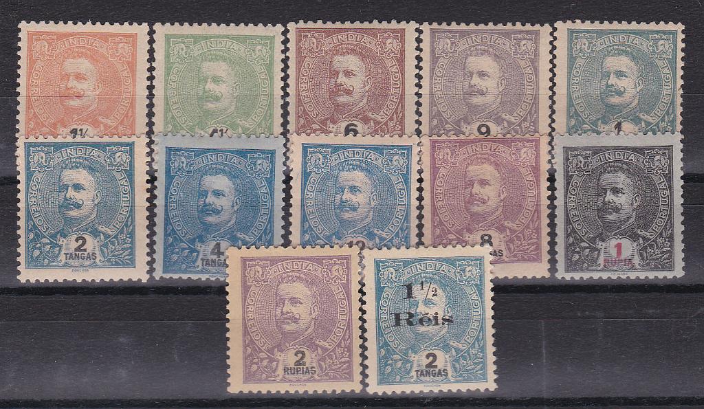 1228.jpg -     Lote:    1228            Índia       Descrição:         1898/1900 &mdash; D. Carlos I Mouchon + D. Carlos I, com sobretaxa. CE 155/164 + CE165. Duas séries completas. Valor de catálogo &euro; 75,00.        **       Valor Base:     &euro; 18,00     Valor Venda:     &euro; 32,00       