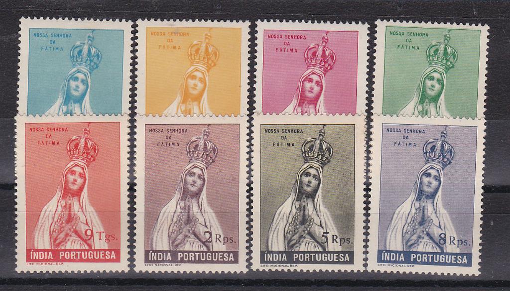 1264.jpg -     Lote:    1264            Índia       Descrição:         1949 &mdash; Nossa Senhora de Fátima, coroada. CE 390/397. Série completa, com ligeiro sinal de charneira. Valor de catálogo &euro; 130,00.        **       Valor Base:     &euro; 30,00     Valor Venda:     Retirado     
