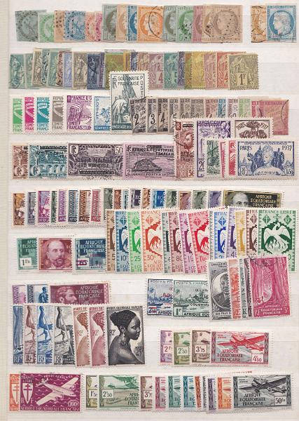 1776.jpg -     Lote:    1776                   Descrição:      Colónias Francesas *   Classificador com centenas de selos novos e usados em séries completas.Elevado valor de catálogo. Lote a ver.        Lote       Valor Base:     &euro; 200,00     Valor Venda:     &euro; 200,00       