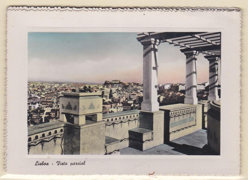 1987.jpg -     Lote:    1987      Lotes pelo Correio             Descrição:         Lisboa. Lote de 5 postais ilustrados coloridos e fotográficos, todos diferentes, com vistas de Lisboa.        PI       Valor Base:     &euro; 12,00     Valor Venda:     Retirado     