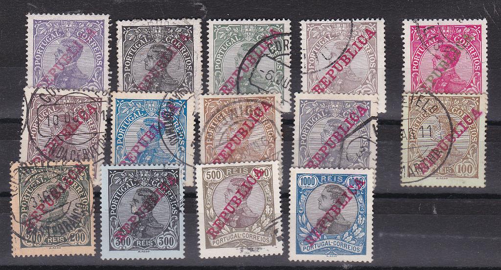 2165.jpg -     Lote:    2165      Lotes pelo Correio      Portugal       Descrição:         1910 &mdash; D.Manuel II, com sobrecarga República CE 170/183. Série completa. Valor de catálogo &euro; 90,00        O       Valor Base:     &euro; 8,00     Valor Venda:     &euro; 8,00       