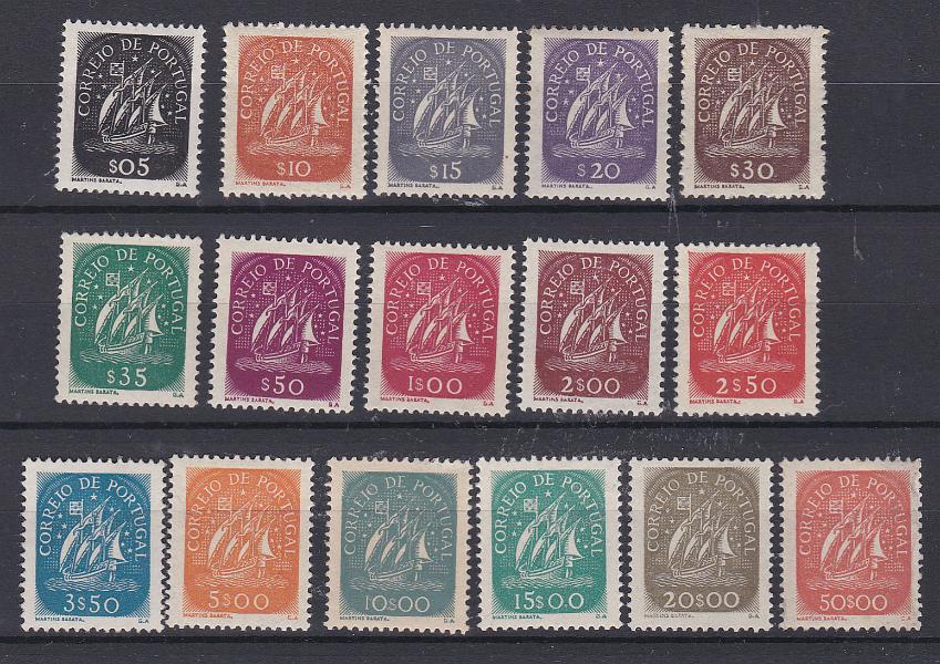 2263.jpg -     Lote:    2263      Lotes pelo Correio      Portugal       Descrição:         1943 &mdash; Caravela. CE 617/633. Série completa. Selo de 50$00 com goma não original. Lote a ver. Valor de catálogo &euro; 760,00.        **       Valor Base:     &euro; 60,00     Valor Venda:     &euro; 75,00       