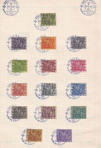 2275.jpg -     Lote:    2275      Lotes pelo Correio      Portugal       Descrição:         1953 &mdash; Cavaleiro Medieval. CE 763/777. Série completa em folha de papel, obliterada com carimbo de 1.º dia de circulação.        O       Valor Base:     &euro; 8,00     Valor Venda:     Retirado     