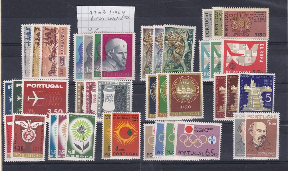 2294.jpg -     Lote:    2294      Lotes pelo Correio      Portugal       Descrição:         1963/64 &mdash; Portugal. Anos completos em selos. Valor de catálogo &euro; 139,00.        ***       Valor Base:     &euro; 14,00     Valor Venda:     &euro; 35,00       