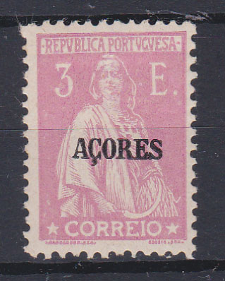 2395.jpg -     Lote:    2395      Lotes pelo Correio      Açores       Descrição:         1924/28 &mdash; Ceres. Selos do Continente com sobrecarga "AÇORES". CE215, 3E rosa claro. Valor de catálogo &euro; 105.00.        **       Valor Base:     &euro; 10,00     Valor Venda:     &euro; 18,00       