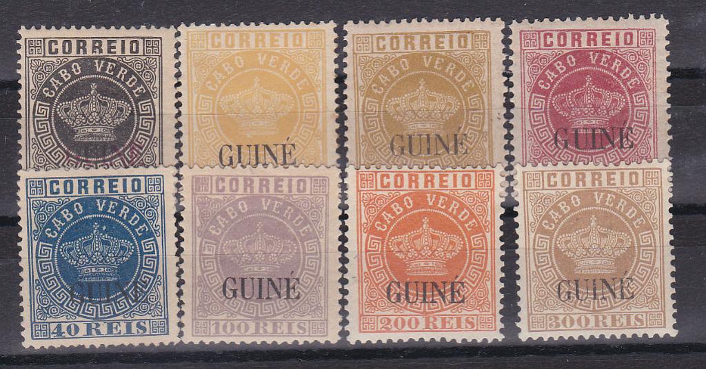 2432.jpg -     Lote:    2432      Lotes pelo Correio      Guiné       Descrição:         1879/84 &mdash; Tipo Coroa. Selos de Cabo Verde, com sobrecarga "GUINÉ" grande. CE 10/14 e CE16/18. Série incompleta faltando CE15. Selo de 40 reis sem goma. Selo de 300 reis com goma não original. Valor de catálogo &euro; 793,00.        **/*       Valor Base:     &euro; 150,00     Valor Venda:     Retirado     