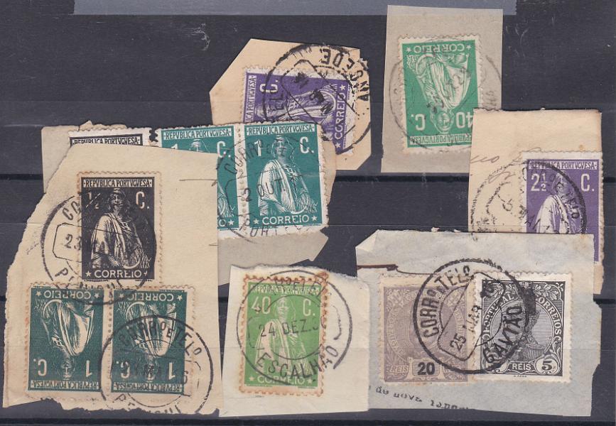 2511.jpg -     Lote:    2511      Lotes pelo Correio      Portugal       Descrição:         Carimbos circulares datados, tipo 1880. Lote com 7 fragmentos, 6 com selos tipo Ceres, com diversas marcas batidas a preto: ANCEDE, OLIVEIRINHA, PORTELLO, PENICHE, ESCALHÃO e GAVIÃO.        Lote       Valor Base:     &euro; 5,00     Valor Venda:     &euro; 5,00       