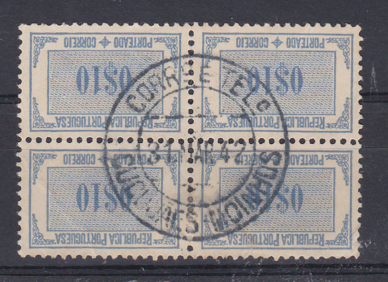 2519.jpg -     Lote:    2519      Lotes pelo Correio      Portugal       Descrição:         Carimbos circulares datados, tipo 1942. Quadra de selo de Porteado * Etiqueta" de $10, obliterado com carimbo a preto de "COCUJÃES (MOINHOS).        O       Valor Base:     &euro; 5,00     Valor Venda:     &euro; 5,00       