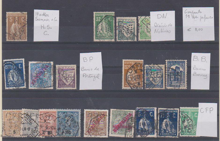 0505.jpg -     Lote:    505                   Descrição:         Perfurados. Portugal. Lote com 19 selos perfurados com H. S. / C. + DN + BP + B.B. e CFP. Várias repetições.         Lote       Valor Base:     &euro; 10,00     Valor Venda:     &euro;      