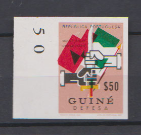 0814.jpg -     Lote:    814            Guiné       Descrição:         1968 &mdash; Imposto Postal. Defesa. CE IP29. Prova de cor não denteada, nas cores aprovadas, mas com a impressão da cor verde deslocada.         PRV       Valor Base:     &euro; 5,00     Valor Venda:     &euro;      