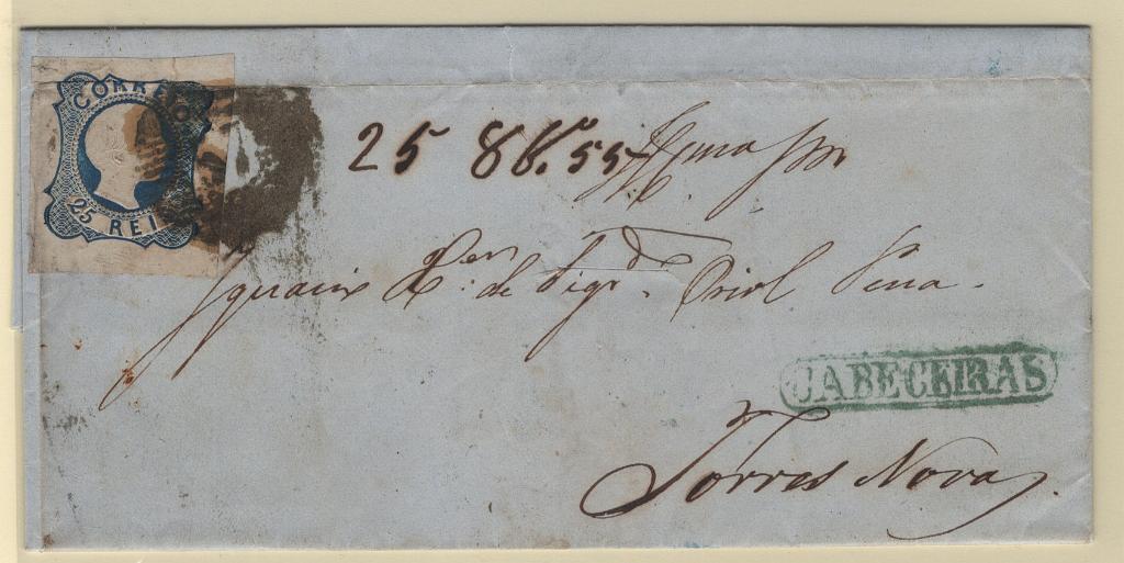 0655.jpg -     Lote:    655            Portugal       Descrição:         1855/56 &mdash; D. Pedro V, cabelos lisos. CE7, 25 reis azul (pérolas juntas) com boas margens, em carta circulada de Cabeceiras (25.10.55) para Torres Novas com trânsito pelo Porto (27.10.55) e Lisboa (29.10.55). Carimbo da 1.ª reforma "57" tipo 20 barras a preto + nominativo CABECEIRAS a verde. Carta desinfetada.        Carta       Valor Base:     &euro; 25,00     Valor Venda:     &euro;      
